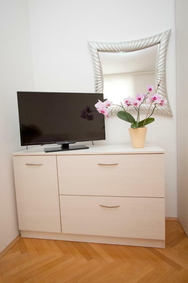 Marija Cizmic Apartma Makarska